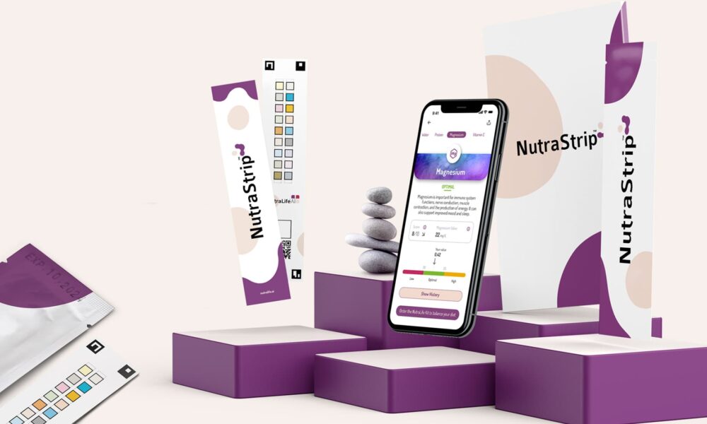 mockup che mostra una serie di packaging e schermate per l'ecosistema NutraLife AI